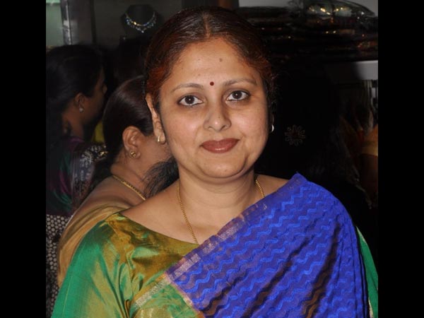 ಏಳು ವರ್ಷಗಳ ಬಳಿಕ ಶಿವಣ್ಣನ ಜೊತೆ ಜಯಸುಧಾ ಏಳು ವರ್ಷಗಳ ಬಳಿಕ ಶಿವಣ್ಣನ ಜೊತೆ ಜಯಸುಧಾ