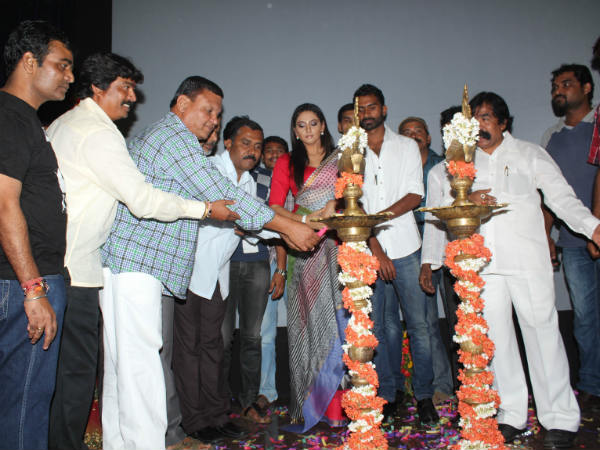 ಆಡಿಯೋ ಬಿಡುಗಡೆ ವೇಳೆ ಜ್ಯೋತಿ ಬೆಳಗಿದ ರಾಗಿಣಿ, ಯೋಗೇಶ್