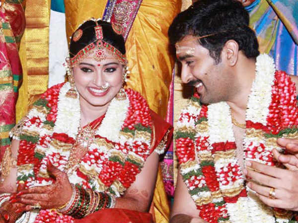 ತಾರೆ ಸ್ನೇಹಾ ಮತ್ತು ಪ್ರಸನ್ನ ಸಪ್ತಪದಿ
