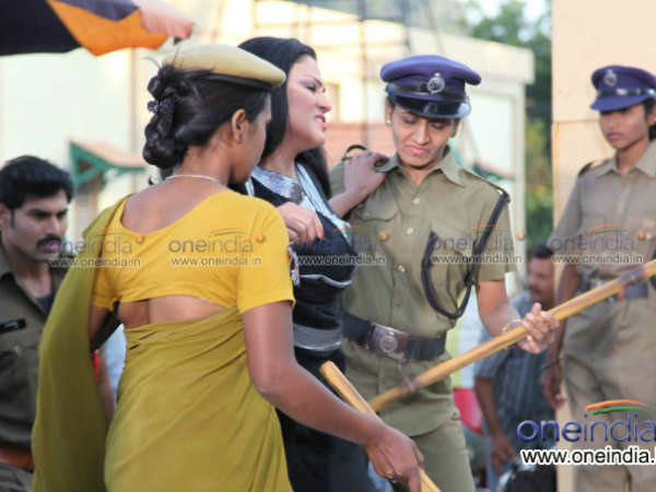 ಆಹಾ ಏನು ಲೀಲಾಜಾಲ ಅಭಿನಯ!