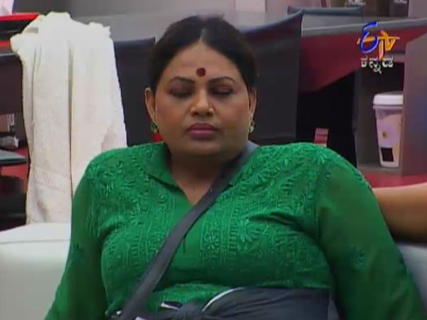 ಜಯಲಕ್ಷ್ಮಿಯನ್ನು ಹೂವಿನಂತೆ ಮೇಲೆತ್ತಿದ