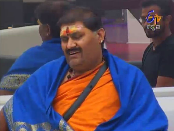 ನಿದ್ದೆಗೆ ಹೊರಳಿದ ನರೇಂದ್ರ ಬಾಬು ಶರ್ಮಾ