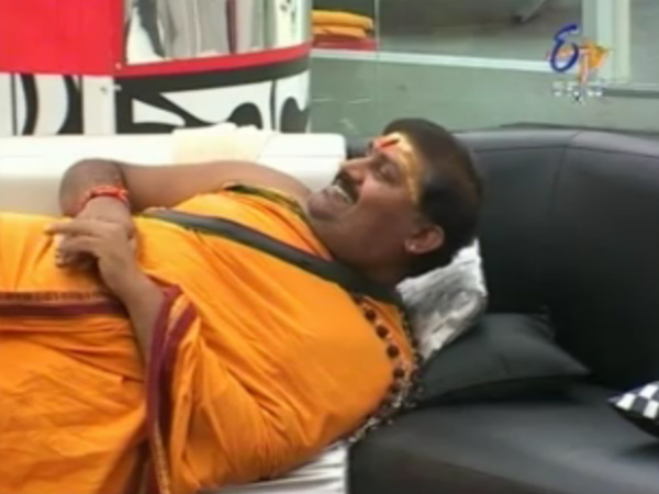 ಬ್ರಹ್ಮಾಂಡ ಗಟ್ಟಿ, ರಾಘು ಫೇಕ್