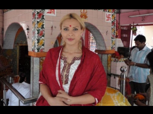 ಲೂಲಿಯಾಗೆ ಮಾನಸಿಕ ಧೈರ್ಯ ತುಂಬಿದ್ದರು
