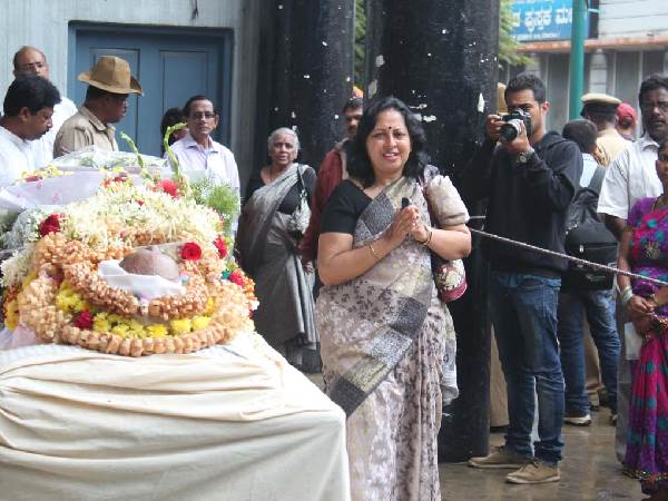 ಅಂತಿಮ ಯಾತ್ರೆ ಚಿತ್ರಗಳು