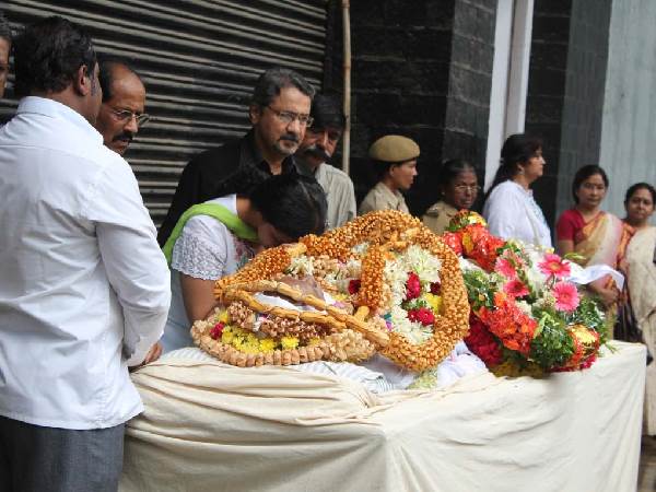 ಅಂತಿಮ ಯಾತ್ರೆ ಚಿತ್ರಗಳು