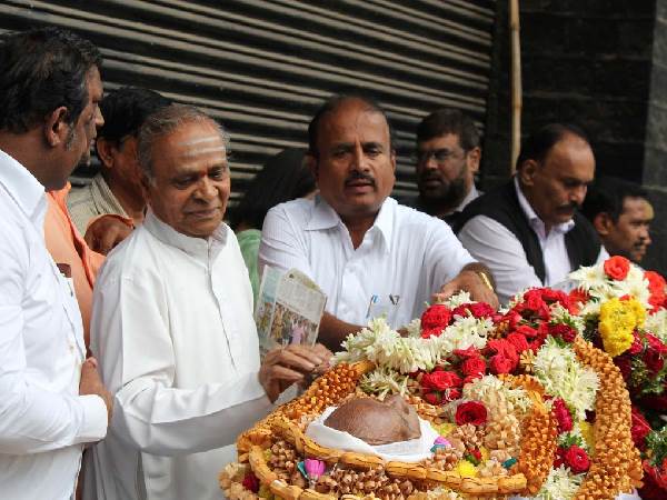 ಅಂತಿಮ ಯಾತ್ರೆ ಚಿತ್ರಗಳು