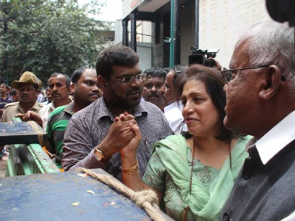 ಅಂತಿಮ ಯಾತ್ರೆ ಚಿತ್ರಗಳು