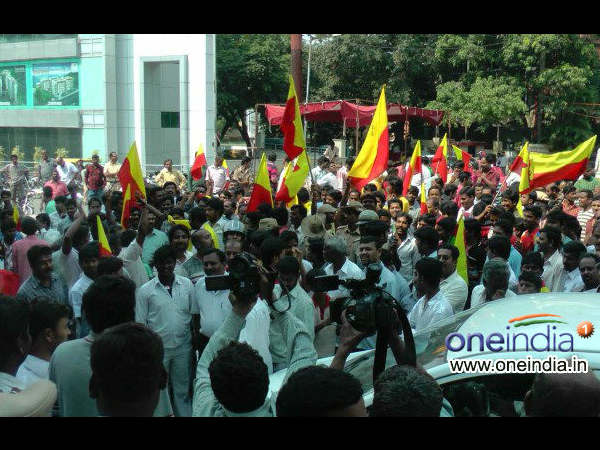 ಈಗೆಲ್ಲಾ ಬಿಜಿನೆಸ್ ಮುಖ್ಯ ಭಾಷೆ ಅಲ್ಲ ಗುರು