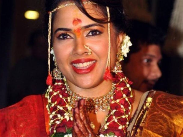 ಅರಿಶಿಣ, ಕುಂಕುಮದಲ್ಲಿ ಕಂಗೊಳಿಸಿದ ಸಮೀರಾ