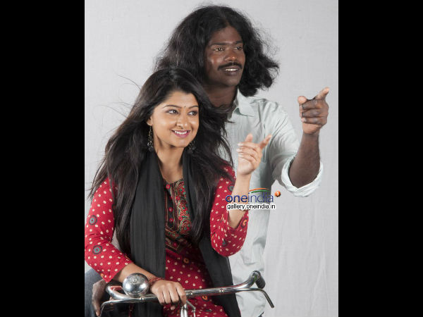 ಜೋಗದ ಗುಂಡಿಗೆ ಇಳಿಯಲಿರುವ ನಾಯಕಿ
