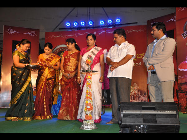 ಸುವರ್ಣ ಲೇಡೀಸ್ ಕ್ಲಬ್ ವೀಕ್ಷಕರೊಂದಿಗೆ ನೇರ ಸಂಪರ್ಕ