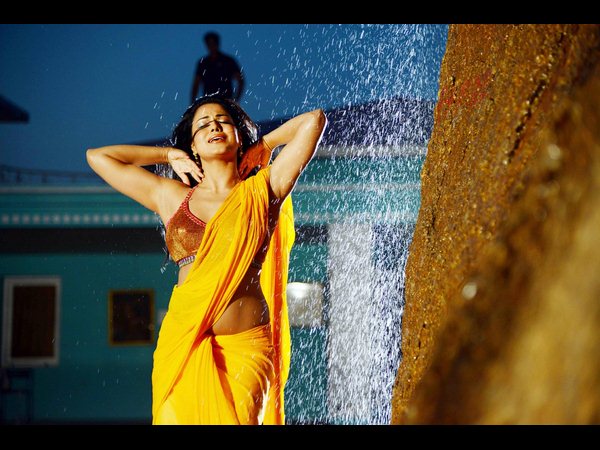ನಗ್ನ ಸತ್ಯ ಜೊತೆಗೆ ಅರೆನಗ್ನ ಸನ್ನಿವೇಶಗಳು