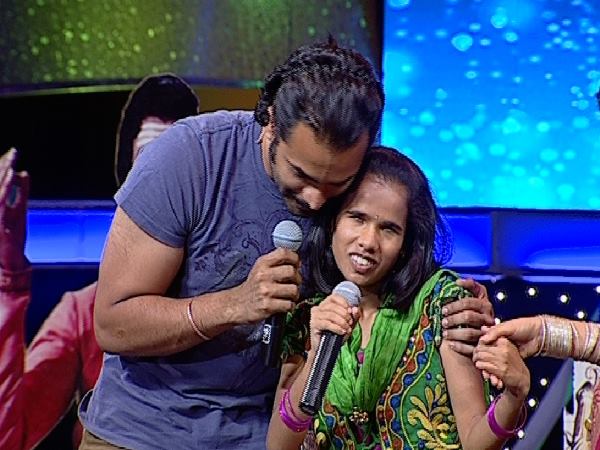 ಅತ್ಯುತ್ತಮ ಸಿಂಗರ್ ಗೆ ಗಿಟಾರ್ ಉಡುಗೊರೆ