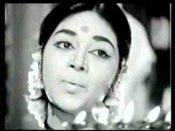 ಅಮ್ಮ ನಿನ್ನ ತೋಳಿನಲ್ಲಿ ಕಂದಾ ನಾನು..