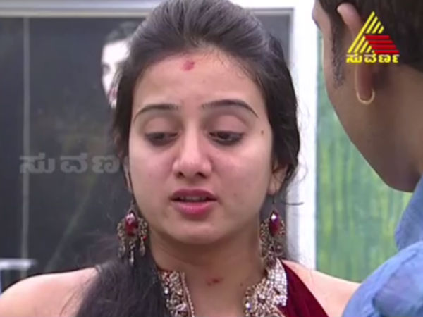 ಅಸಹನೆಯ ಕಟ್ಟೆಹೊಡೆದ ಹರ್ಷಿಕಾ ಕಣ್ಣೀರು