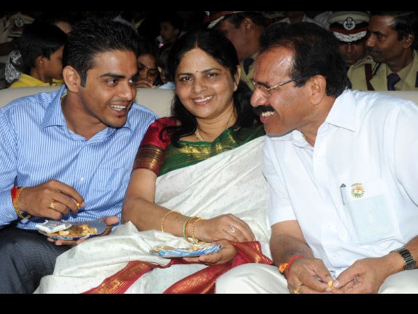 'ಸಂಧಾನ'ನಂದ ಗೌಡರಾದ ರೈಲ್ವೆ ಸಚಿವರು