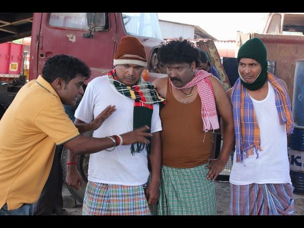 ಸಂದಿಗ್ಧ ಪರಿಸ್ಥಿತಿಯಲ್ಲಿ ತ್ರಿಮೂರ್ತಿ ಗೆಳೆಯರು