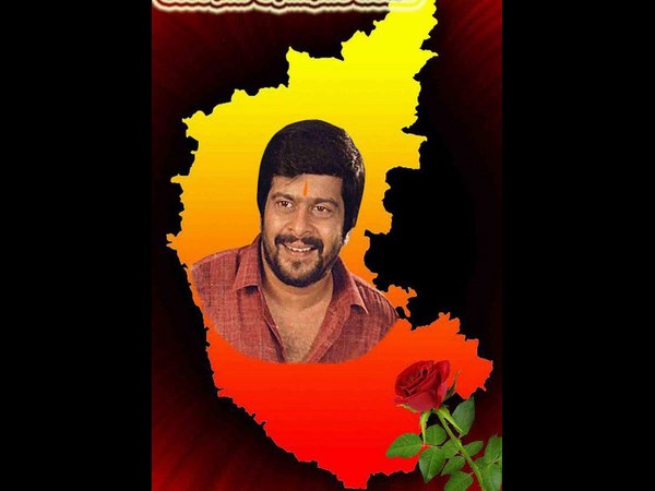 ಕಾರ್ ನಲ್ಲೇ ಕಿಚನ್, ಲೈಬ್ರರಿ..!
