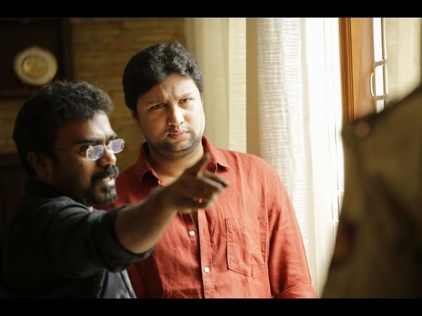 Watch Duniya Soori Watch Duniya Soori