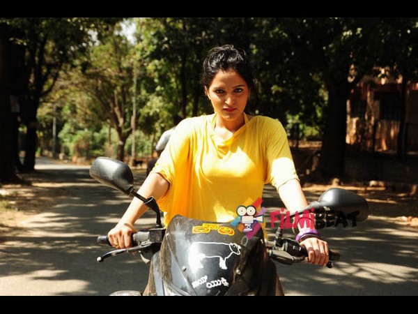 ತಲೆ ನೋವಿಂದ ತಮಿಳಿಗೆ