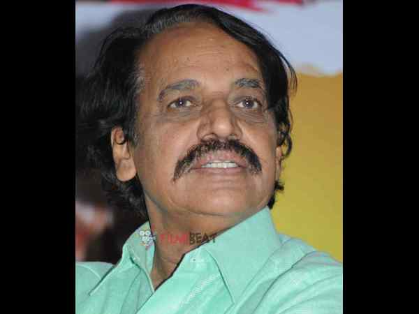 ಇದ್ದಕ್ಕಿದ್ದ ಹಾಗೇ ಪಕ್ಕದಲ್ಲಿ ಯಾರೋ ಕೂತಂತೆ