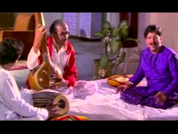 ರಾಯರು ಬಂದರು ಮಾವನ ಮನೆಗೆ