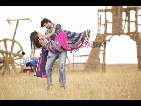 ತೆಲುಗಿನಿಂದ ಬಂದ 'ರನ್ನ', ಕದಿಯುವನೇ ಜನರನ್ನ? - ಕನ್ನಡ ಪ್ರಭ