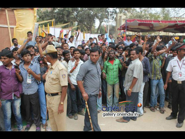 ತಂಟೆಗೆ ಬಂದ್ರೆ ಯಾರ್ತಾನೆ ತರಾಟೆಗೆ ತೆಗೆದುಕೊಳ್ಳೋದಿಲ್ಲ?