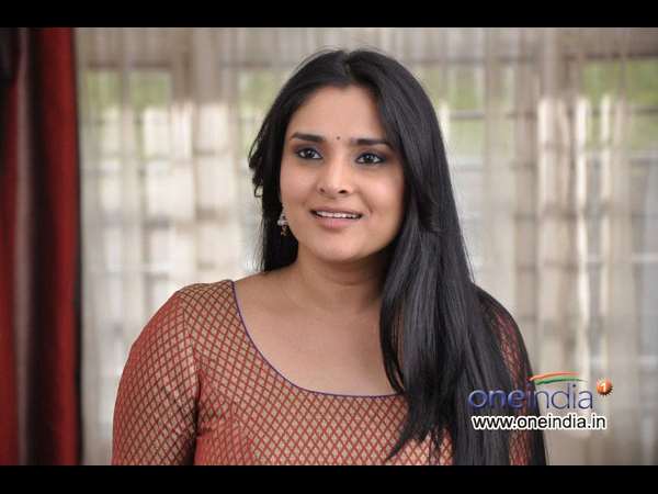 * ನಿಮ್ಮ ಮುಂಬರುವ ಚಿತ್ರ (ಬಿಡುಗಡೆಯಾಗಲಿರುವ ಸಿನಿಮಾ)
