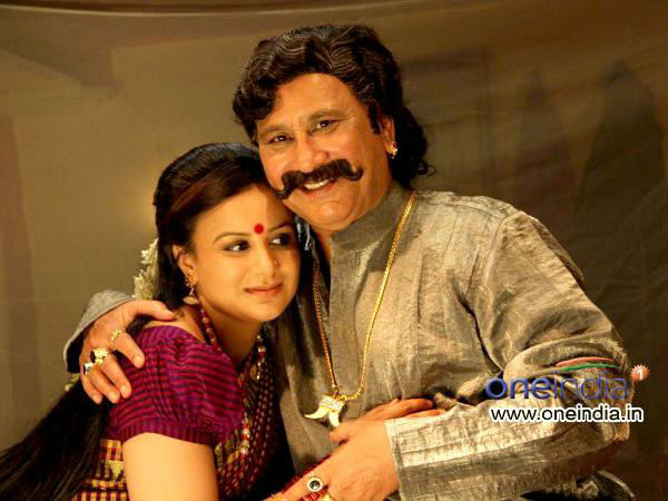 ಪೂಜಾ ಗಾಂಧಿ ಹಾಕಿದ ಪಂಗನಾಮ!