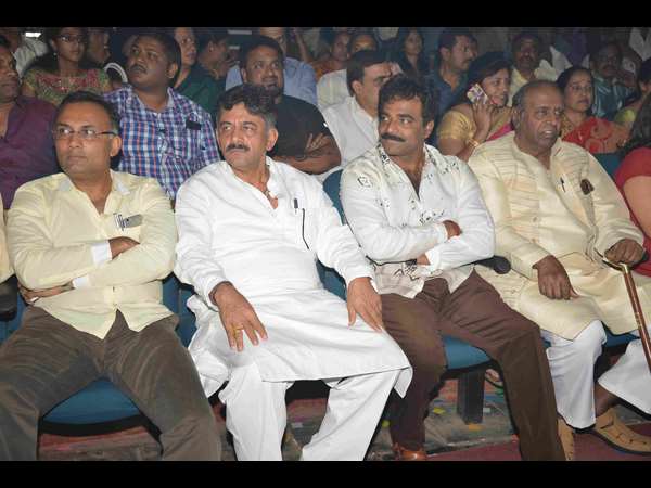ರಾಕ್ ಲೈನ್ ವೆಂಕಟೇಶ್ ಬಂದಿದ್ರು