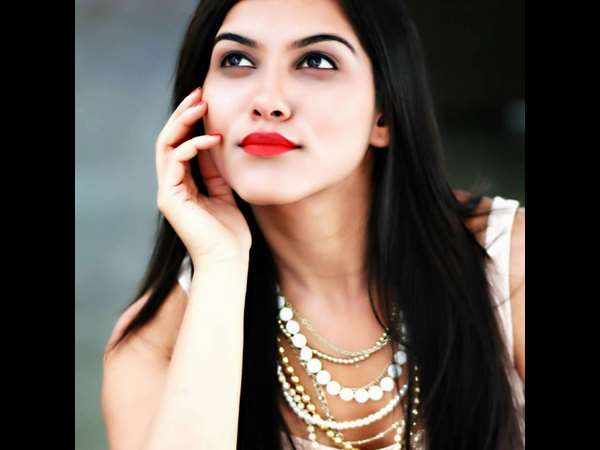 3 ಮಗಳಂದಿರ ಜೊತೆ ವಿಜಯಲಕ್ಷ್ಮಿ ಸಿಂಗ್ ದಂಪತಿಗಳ ಹೊಸ ಮ್ಯಾಜಿಕ್