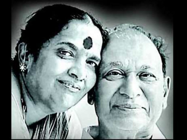 ಫೋಟೋ ಗ್ಯಾಲರಿ; ಡಾ.ರಾಜ್ ರವರ ಅಪರೂಪದ ಭಾವಚಿತ್ರಗಳು