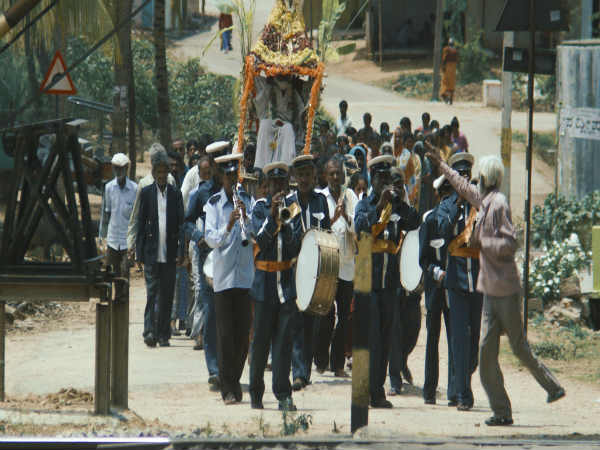 'ತಿಥಿ' ಚಿತ್ರದ ಒಂದು ದೃಶ್ಯ