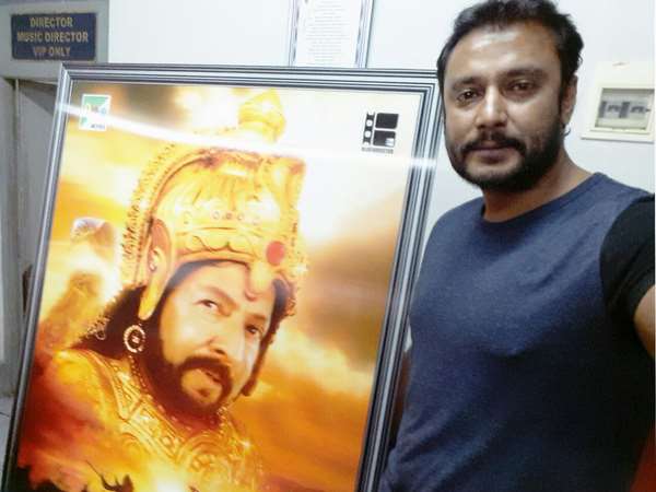 ಎಲ್ಲವೂ ಶುರುವಾಗಿದ್ದು 'ನಾಗರಹಾವು' ಸೆಲ್ಫಿ ಕ್ರೇಜ್ ನಿಂದ.!