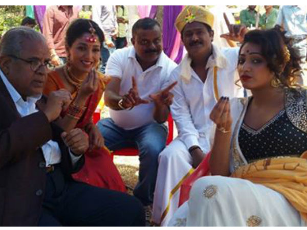 'ನೀರ್ ದೋಸೆ' ಸೆಟ್ ನಲ್ಲಿ ಒಂದು ವಿಸಿಟ್