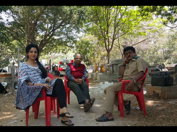 'ನೀರ್ ದೋಸೆ' ಸೆಟ್ ನಲ್ಲಿ ಒಂದು ವಿಸಿಟ್