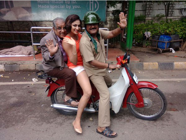 ಜಗ್ಗೇಶ್ ರವರ ತ್ರಿಬಲ್ ರೈಡಿಂಗ್.!