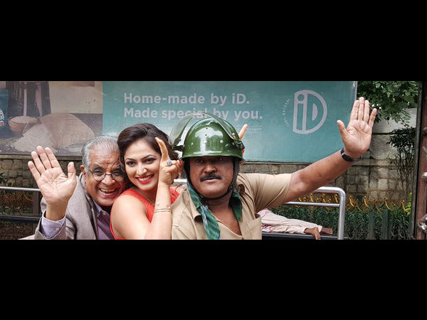 'ನೀರ್ ದೋಸೆ' ಸೆಟ್ ನಲ್ಲಿ ಒಂದು ವಿಸಿಟ್