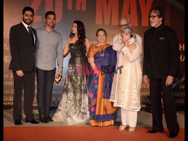 -'ಸರ್ಬ್ಜಿತ್' ಪ್ರೀಮಿಯರ್ ಶೋನಲ್ಲಿ ಬಚ್ಚನ್ ಖಾಂಧಾನ್