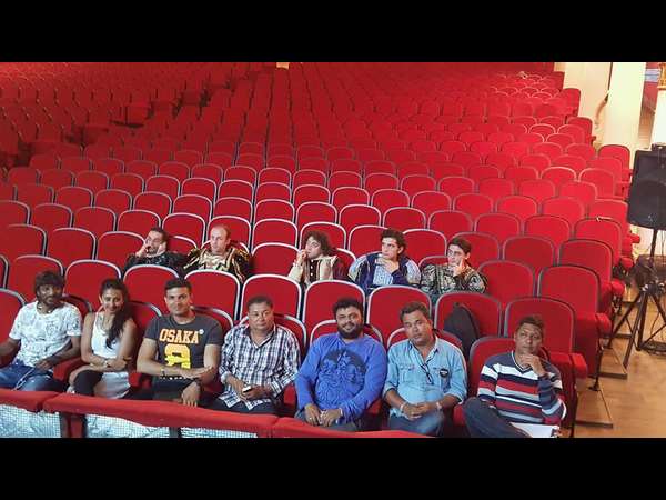 -'ಮಶಿನ್' ಶೂಟಿಂಗ್ ಸೆಟ್ ನಲ್ಲಿ ಇಮ್ರಾನ್ ಸರ್ದಾರಿಯಾ