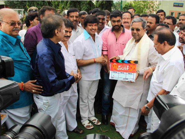 -ಸಿ.ಎಂ ಸಿದ್ಧರಾಮಯ್ಯ ಜೊತೆ ಮಾತು-ಕತೆಯಲ್ಲಿ 'ಪಂಟ' ಚಿತ್ರತಂಡ