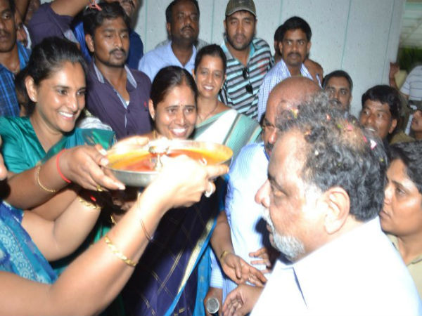 ಅಂಬರೀಶ್ ಪರ ಇರ್ಬೇಕ್.!