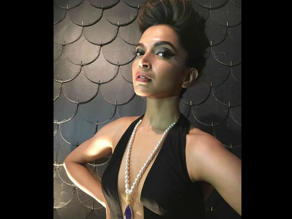 ಐಫಾ ಪ್ರಶಸ್ತಿ 2016 ನಲ್ಲಿ ಕಪ್ಪು ಬಣ್ಣದ ಗೌನ್ ತೊಟ್ಟು ಮಿನುಗಿದ ದೀಪಿಕಾ ಪಡುಕೋಣೆ 