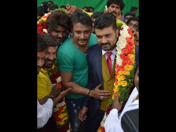 * ಬರ್ತಡೆ ಸೆಲೆಬ್ರೇಷನ್ ಹೇಗೆ ನಡೀತಿದೆ. ಸ್ಪೆಷಲ್ ಗಿಫ್ಟ್ ಏನಾದ್ರೂ.?