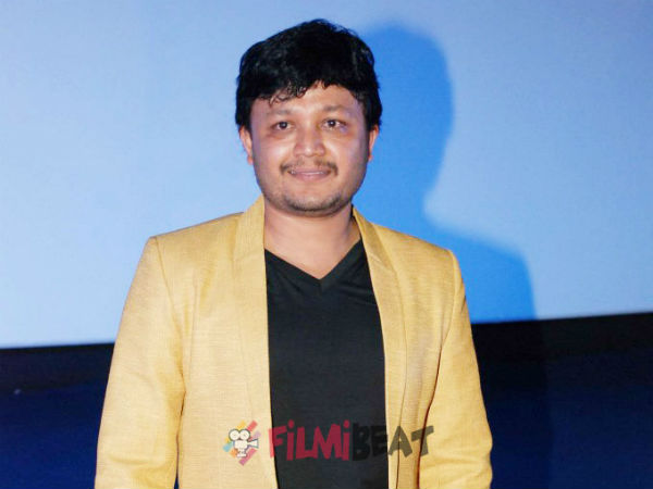 * 'Zooಮ್' ಸಿನಿಮಾದಲ್ಲಿ ಡಬಲ್ ಮೀನಿಂಗ್ ಡೈಲಾಗ್ಸ್ ಹೇರಳವಾಗಿದೆ. ಫ್ಯಾಮಿಲಿ ಆಡಿಯನ್ಸ್ ಕೂತು ನೋಡುವುದು ಕಷ್ಟ ಎಂಬ ಮಾತು ಕೇಳಿಬರುತ್ತಿದೆ. ಇದಕ್ಕೆ ನೀವೇನ್ ಹೇಳುತ್ತೀರಾ.?