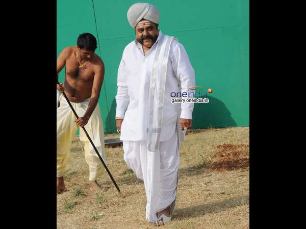 ದೊಡ್ಡ ದೊಡ್ಡ ಫ್ಲೆಕ್ಸ್ ಗಳನ್ನು ಹಾಕಲಾಗಿತ್ತು.!
