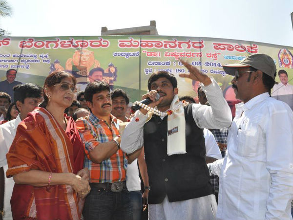 ನಾವ್ ಯಾಕ್ಹೀಗೆ?
