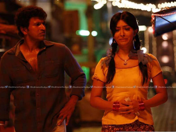 Watch 'Thraas Aakkathi' Song by Kannada Movie 'Dodmane Huduga' Watch 'Thraas Aakkathi' Song by Kannada Movie 'Dodmane Huduga'